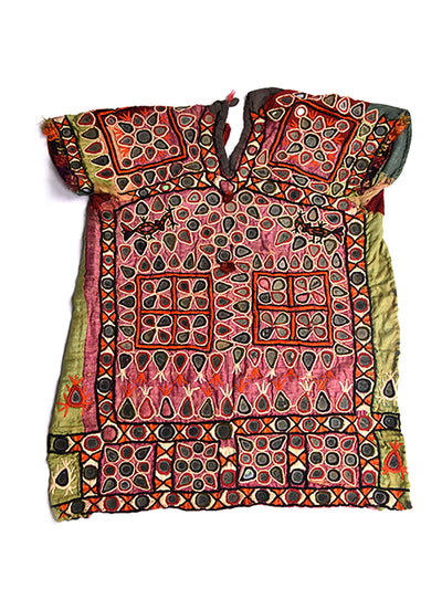 Hand embroidered blouse, Kanjari, Kutch (Gujarat) Mutwa - 544 - ahmedabadtrunk.in