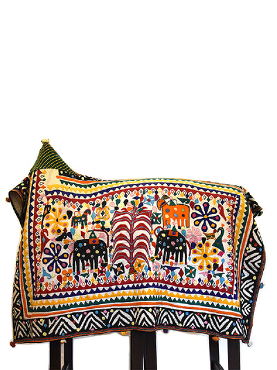 Handmade Bull Cover, Gujarat 2144 - ahmedabadtrunk.in
