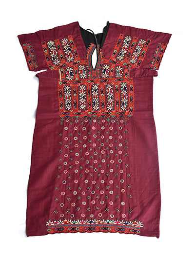 Hand embroidered blouse, Kanjari, Kutch (Gujarat) Mutwa - 551 - ahmedabadtrunk.in