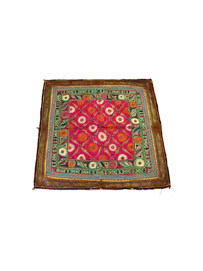 Hand embroidered wall hanging, Chakla, Kutch (Gujarat)  Mochi -2092 - ahmedabadtrunk.in